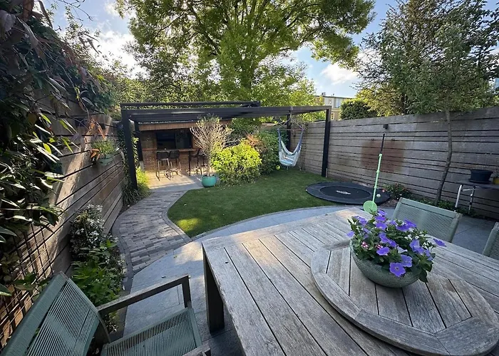 Family Zuid - South فيلة